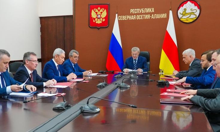 Юрий Чайка провел заседание Совета при полномочном представителе Президента РФ в СКФО