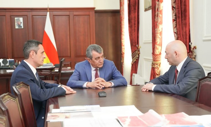 Сергей Меняйло и Виталий Кузнецов обсудили вопросы развития казачества в Осетии